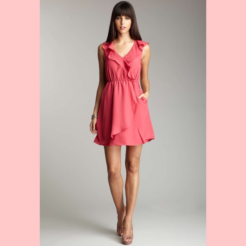 NWT BCBGeneration ruffle front dress with pockets